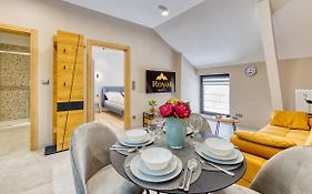 Apartamenty VIP Zdrojowa 6 (deptak) by Royal Aparts